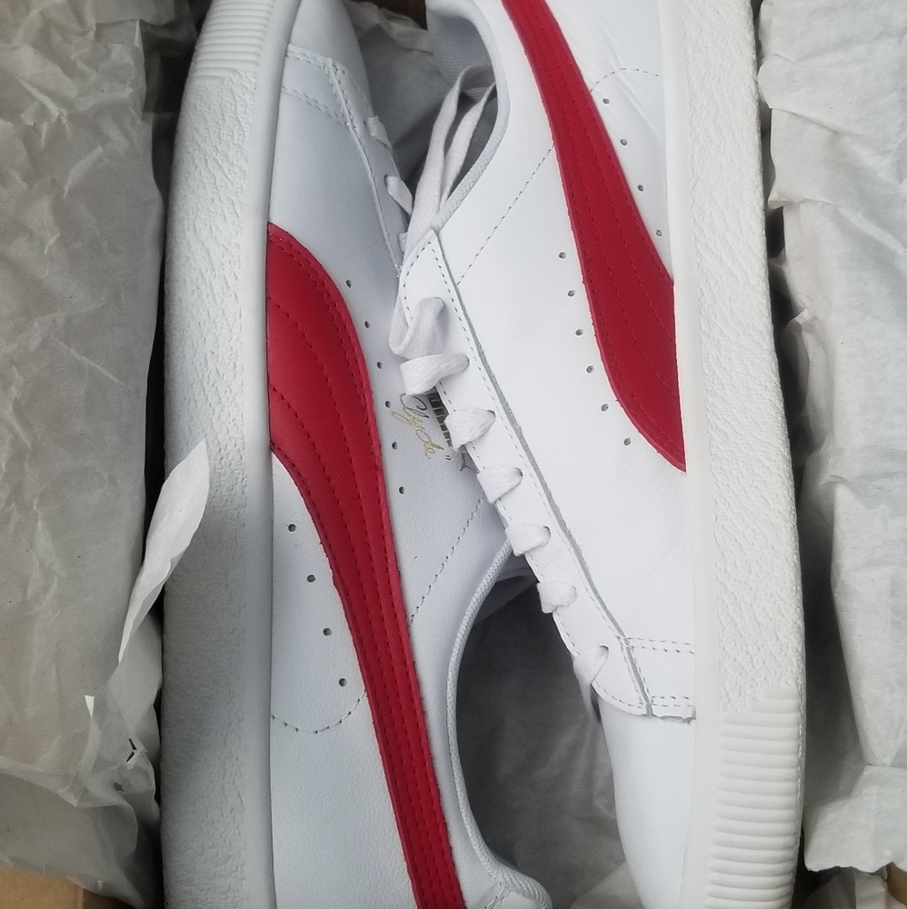 Clyde Cora L Foil Pumas